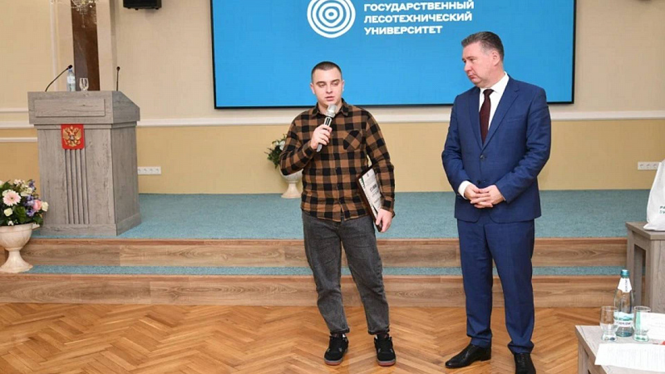Ветеран СВО стал 13-тысячным студентом воронежского вуза