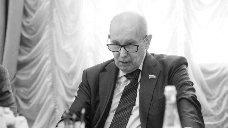 Губернатор выразил соболезнования в связи со смертью ректора Воронежского медуниверситета
