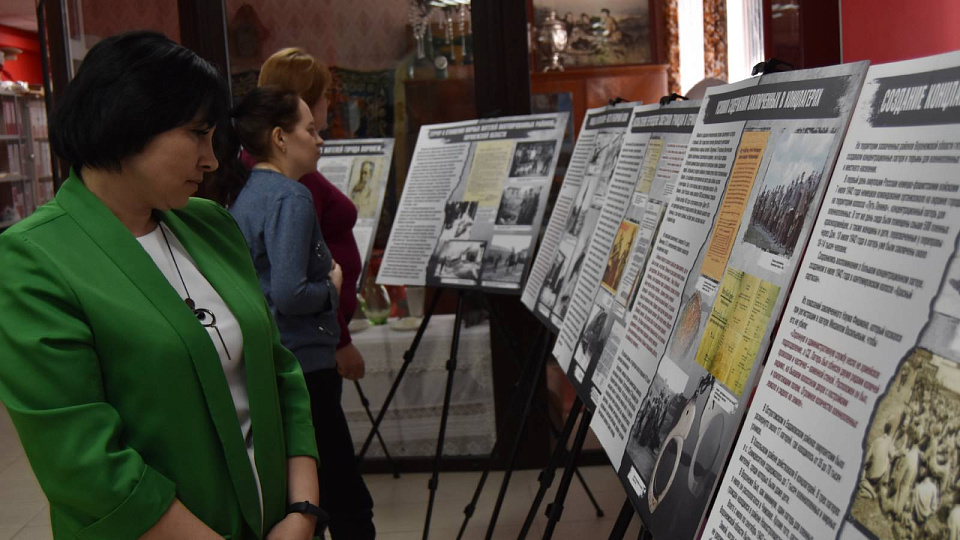 В Поворино прошла выставка «Зверства нацистов на Воронежской земле»