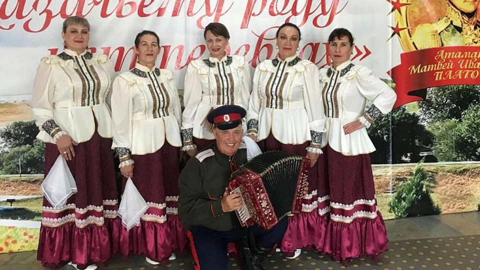Артисты из Воробьёвского района отличились на фестивале казачьей культуры