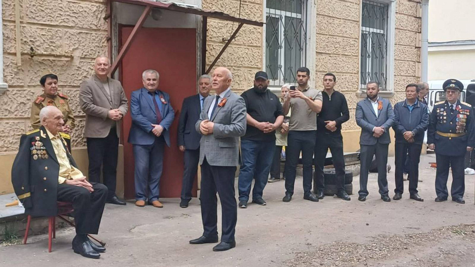 В гости к ветеранам
