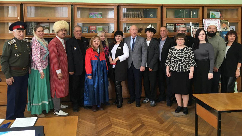 Воронежцам напомнили о предстоящем Большом этнографическом диктанте