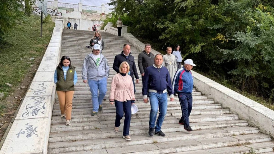 Министр внутренней политики Воронежской области приняла участие в экоакции «Родные берега»