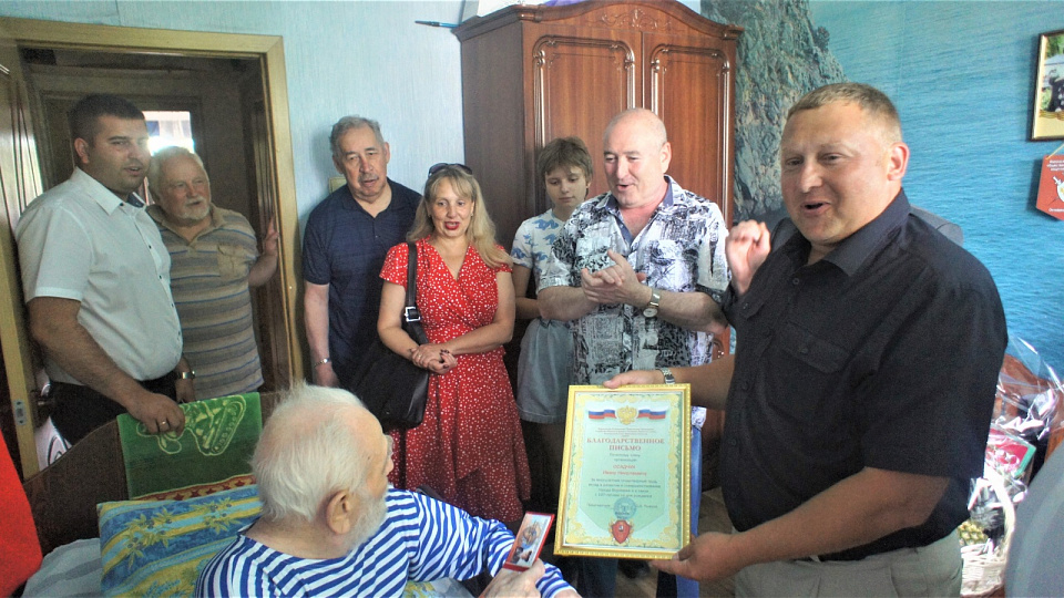 Фронтовика и Почётного гражданина Воронежа поздравили со 107-летием
