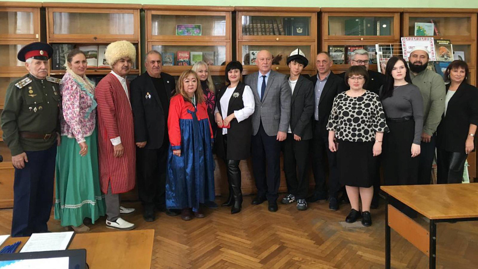 В Воронеже Национальная палата приняла участие в «Большом этнографическом диктанкте»