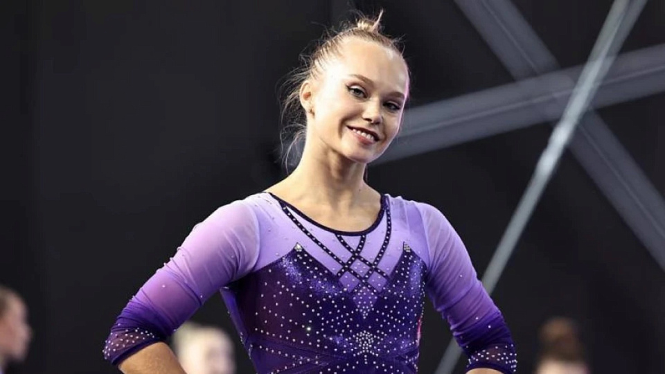 Ангелина Мельникова завоевала второе «золото» на чемпионате мира в Джакарте Ангелина Мельникова завоевала второе «золото» на чемпионате мира в Джакарте
