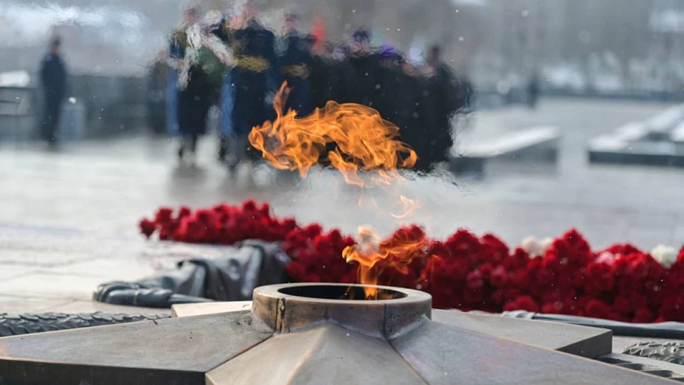 Губернатор обратился к жителям региона в День Героев Отечества