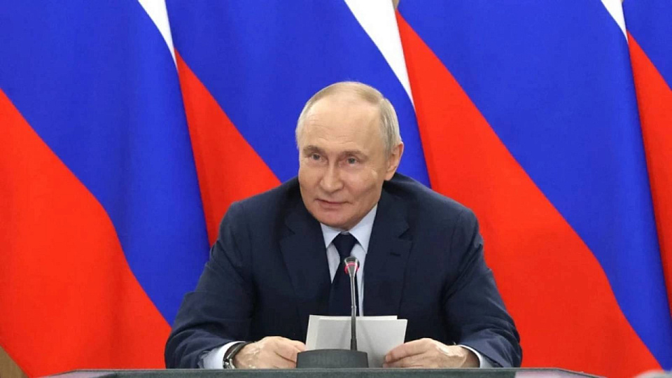 Владимир Путин присвоил звание «Мать-героиня» жительнице Воронежской области