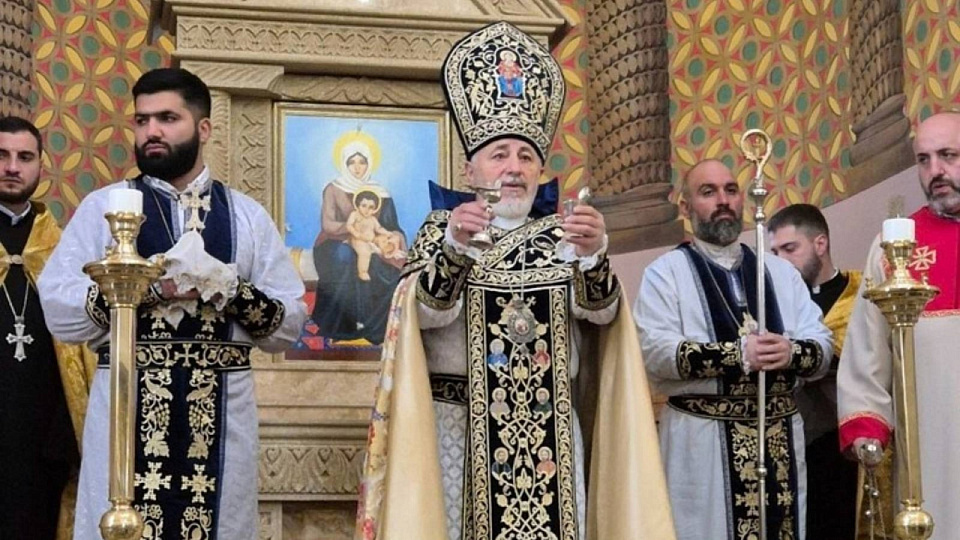 Армянская община поздравила главу Российской и Ново-Нахичеванской епархии с днём рождения Армянская община поздравила главу Российской и Ново-Нахичеванской епархии с днём рождения