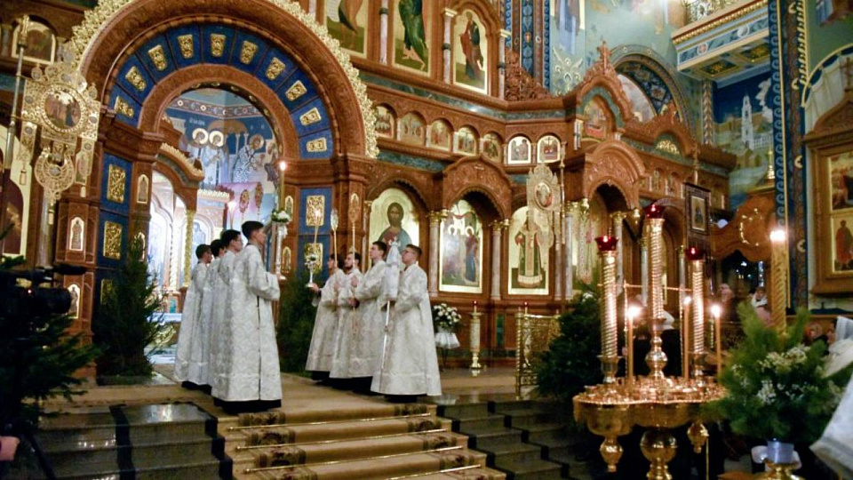 Православные Воронежа встретили Рождество Христово 