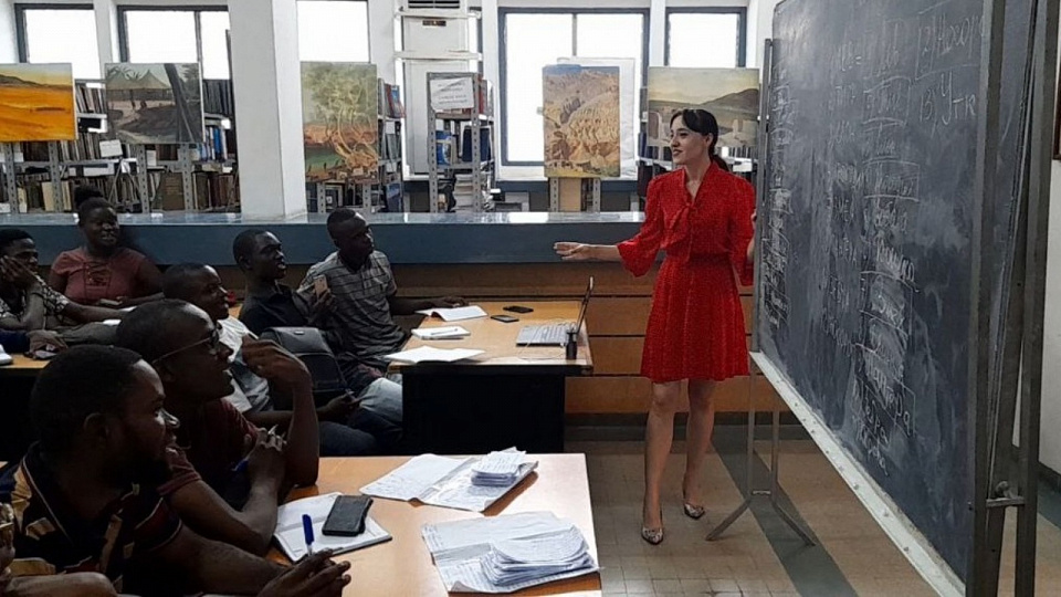 Воронежские преподаватели провели первые уроки в Республике Конго