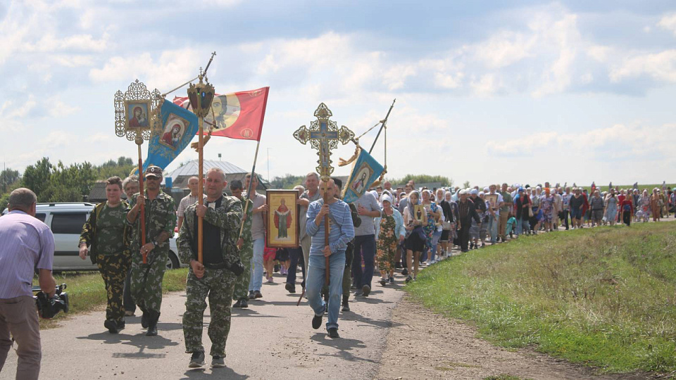 В Панино прошёл крестный ход с Краснохолмской иконой Божией Матери