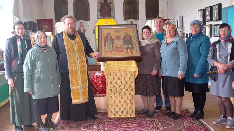 В Острогожске поклонились иконе святых Александра Невского и Фёдора Ушакова