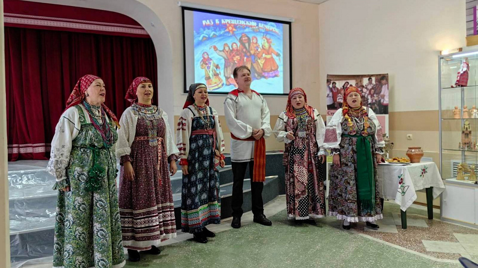 Воронежцам рассказали о святочных традициях в Студии народной культуры «Горница»
