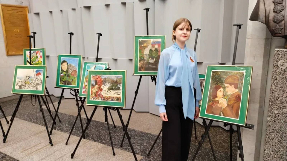 Юная художница стала лауреатом патриотической акции «Рисуем Победу»