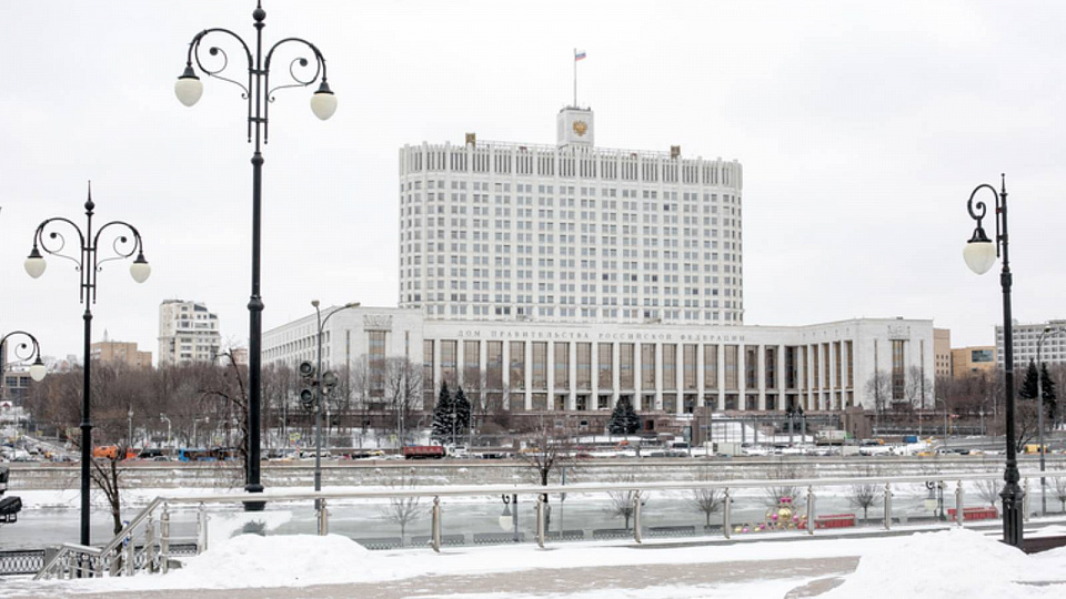 Правительство России будет отчитываться парламенту о реализации стратегии национальной политики 