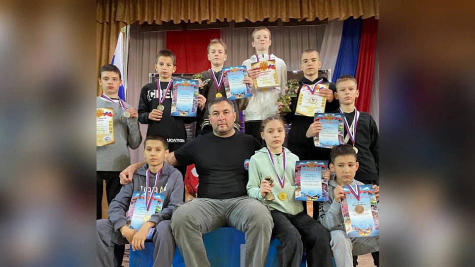 Павловские боксёры завоевали 4 золотых медали на турнире в Ростовской области