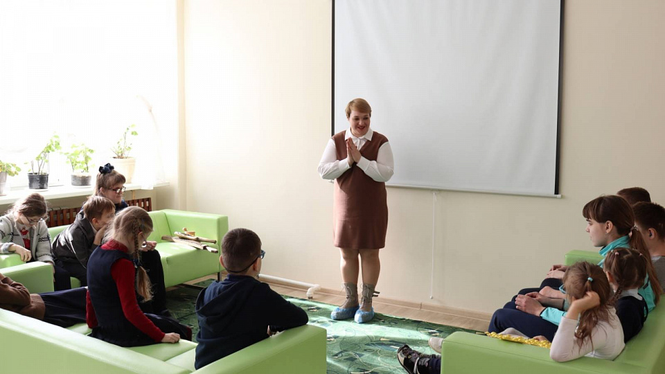 В Воронеже детям с нарушением зрения рассказали о семейных ценностях