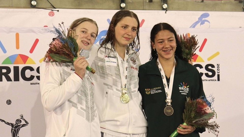На Играх БРИКС воронежская пловчиха взяла девять золотых медалей