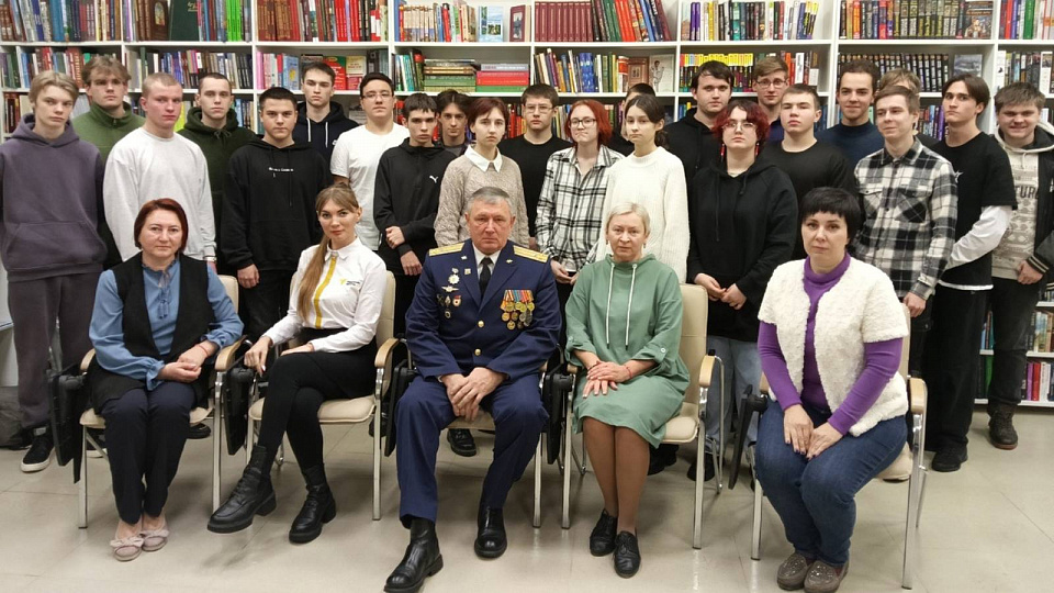 Воронежским студентам рассказали о Героях Отечества