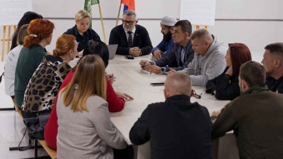 В Воронеже провели круглый стол, посвящённый народному единству