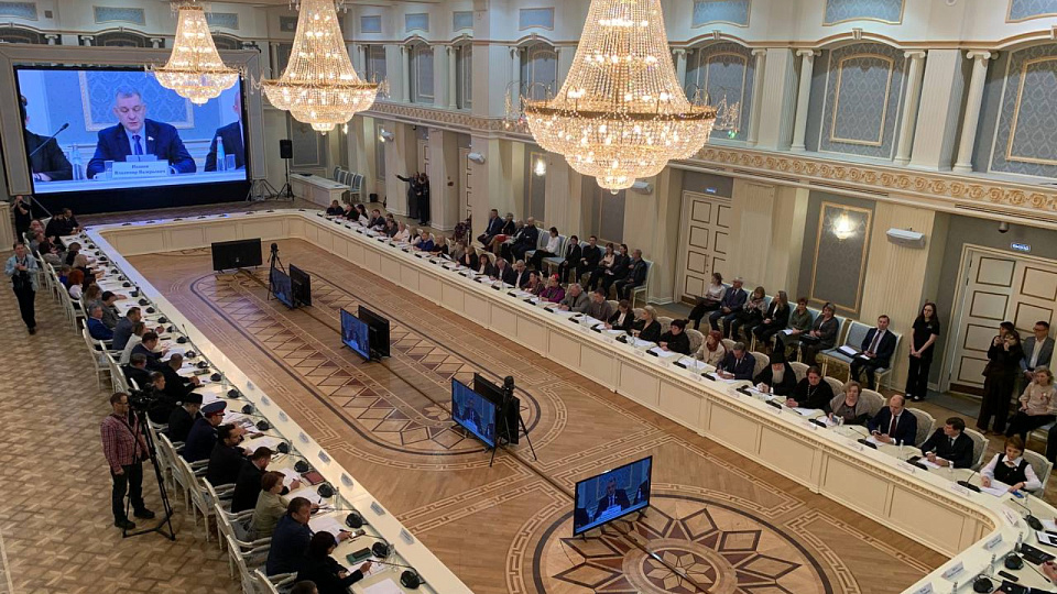 В России продолжается обсуждение актуальных вопросов реализации госнацполитики