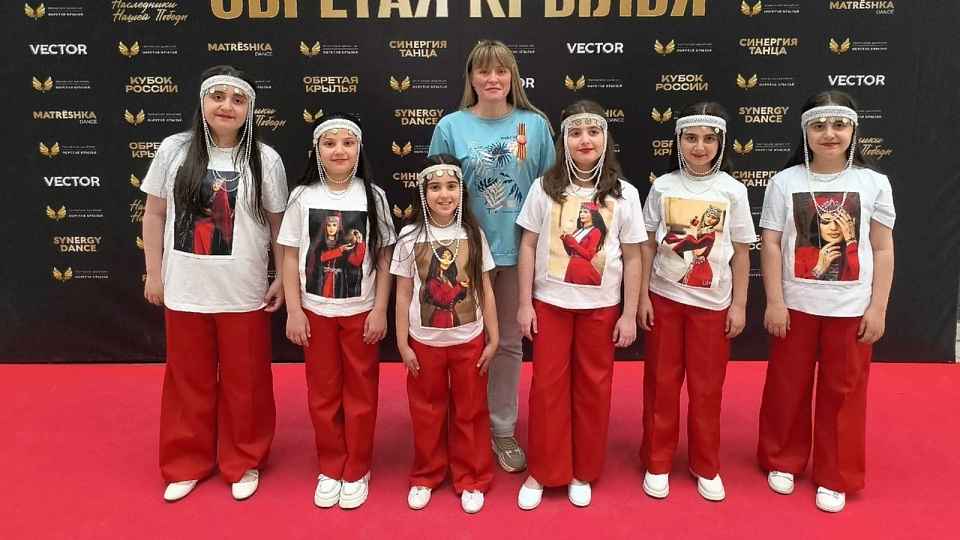 Вокальный ансамбль «Назани» из Павловска стал дипломантом международного конкурса