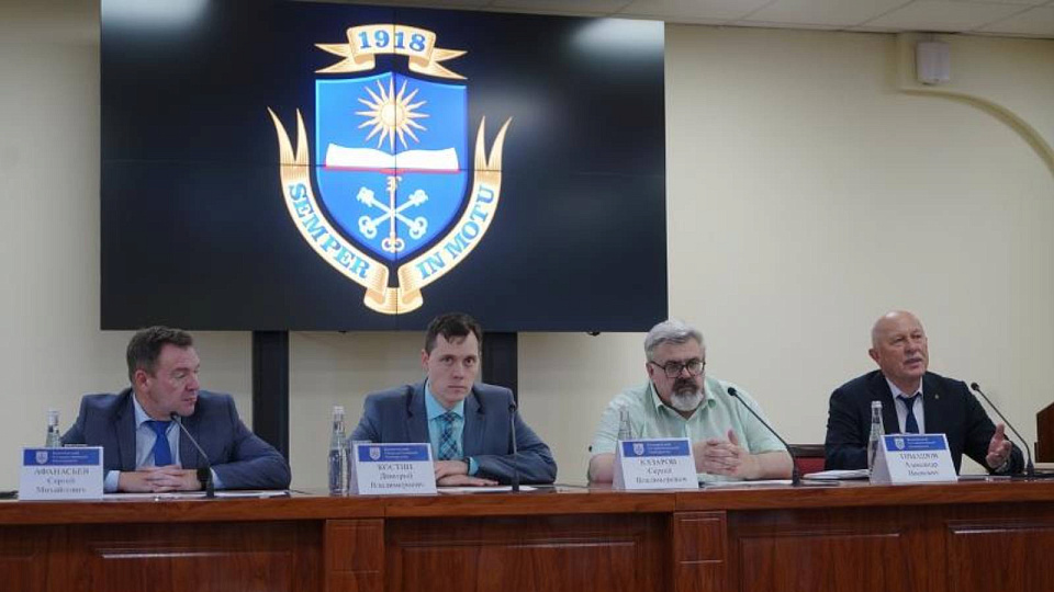 В Воронеже обсудили молодёжную политику и правопорядок в этноконфессиональной среде