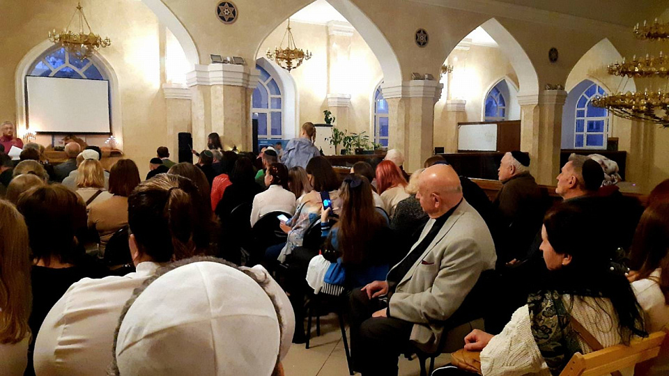 В Воронежской синагоге провели вечер памяти жертв Холокоста